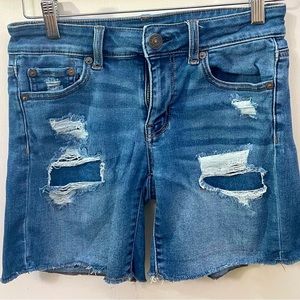 Size 0 American Eagle cut off shorts